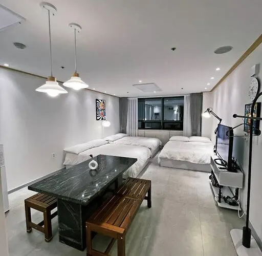 Appartement 홍대입구역에서 30초 퀸 Q 사이즈 침대 3 Ott Wifi New Open