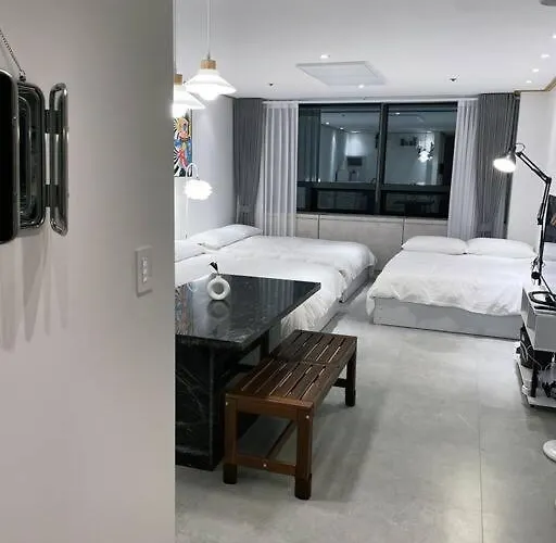 Appartement 홍대입구역에서 30초 퀸 Q 사이즈 침대 3 Ott Wifi New Open