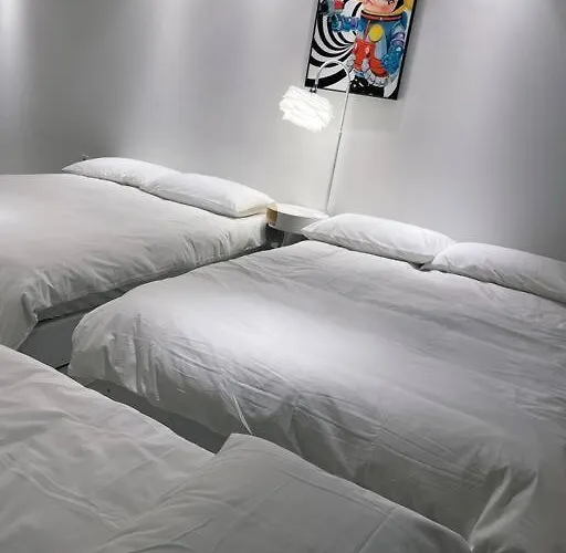 홍대입구역에서 30초 퀸 Q 사이즈 침대 3 Ott Wifi New Open *