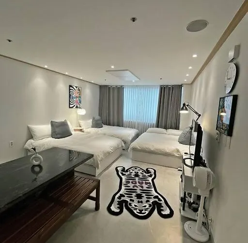 홍대입구역에서 30초 퀸 Q 사이즈 침대 3 Ott Wifi New Open * Séoul