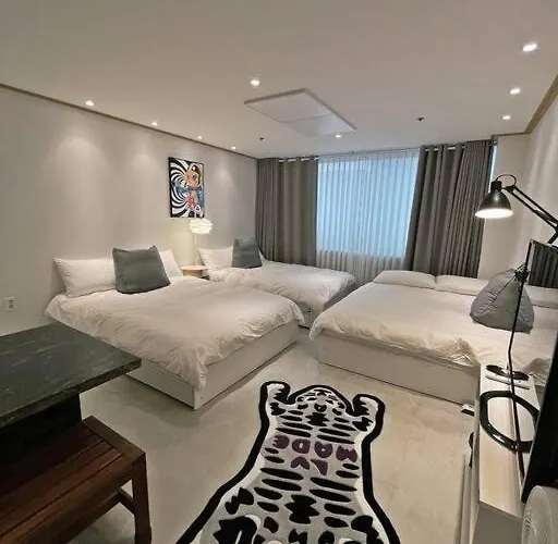 Appartement 홍대입구역에서 30초 퀸 Q 사이즈 침대 3 Ott Wifi New Open